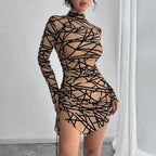 Damen nan figurbetontes transparentes Langarm Minikleid mit Rollkragen und seitlicher Raffung R&B