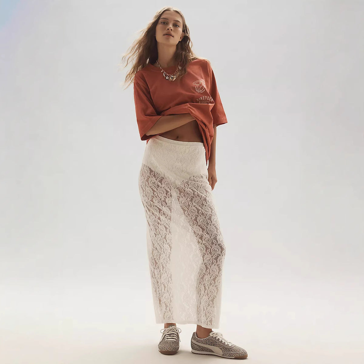 Damen Spitzenrock im langen, eleganten Design mit hohem Schlitz R&B