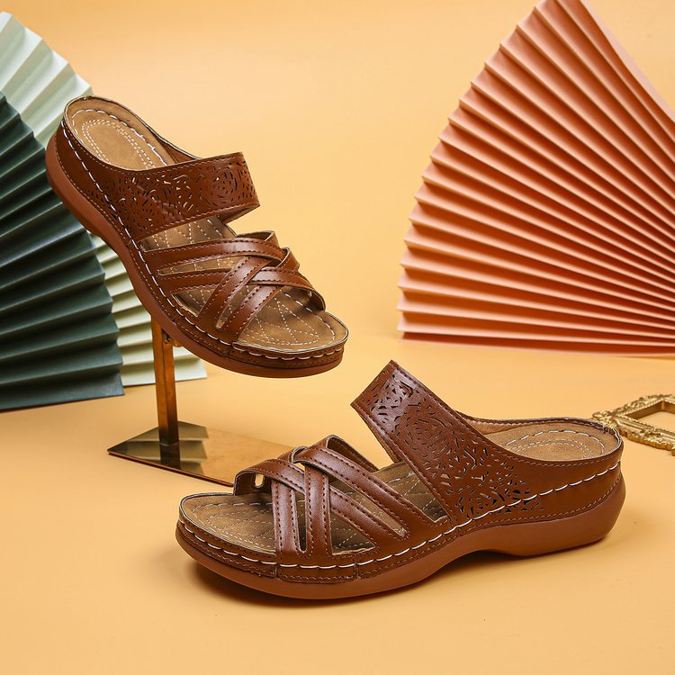 Damen komfortable und stilvolle Pantolette mit durchbrochenem Design R&B