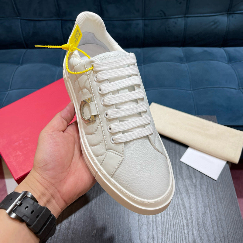Damen Bequeme Sneakers mit modischer Prägung R&B