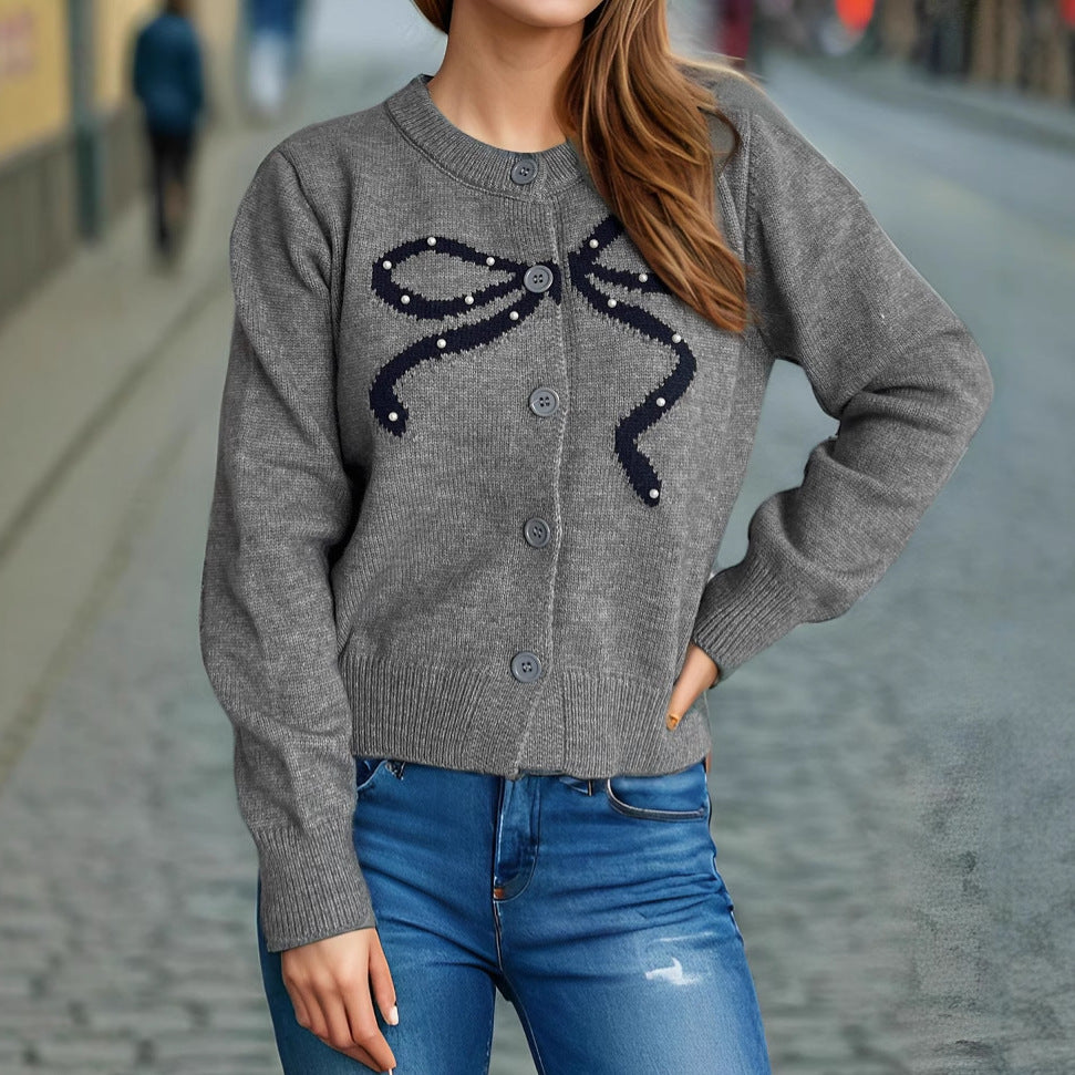 Damen Strickjacke mit verspieltem Schleifenmotiv und hochwertigen Knopfdetails R&B