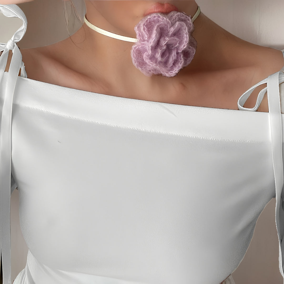 Damen eleganter Choker mit floralen Details und Satinband R&B