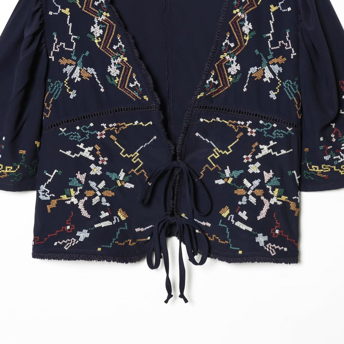 Damen Kurzblusenkimono mit kunstvollem Stickmuster und Taillenschnürung R&B