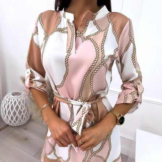 Damen Hemdblusenkleid mit elegantem Kettenmuster und Taillengürtel Heidi-Mode