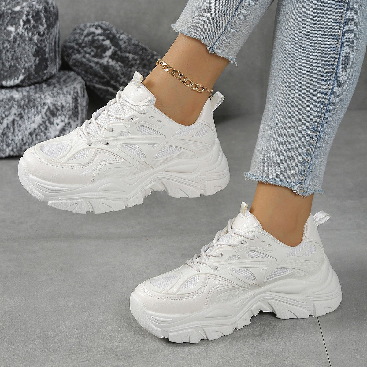 Damen Sportliche Sneakers mit ergonomischem Design und atmungsaktiver Oberflächenstruktur R&B