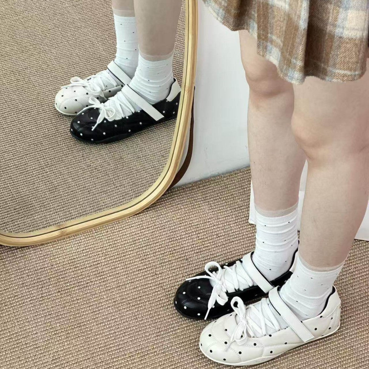 Damen Freizeit Sneakers mit punktemuster und flexiblem Obermaterial R&B
