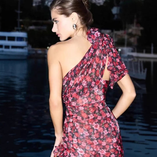 Damen Asymmetrisches Floral-Minikleid mit raffiniertem Volantabschluss und einem Schulterdesign R&B