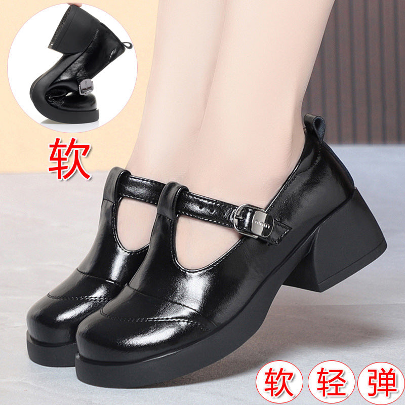 Damen Riemchenpumps mit stabilem Blockabsatz und modischem Riemchen