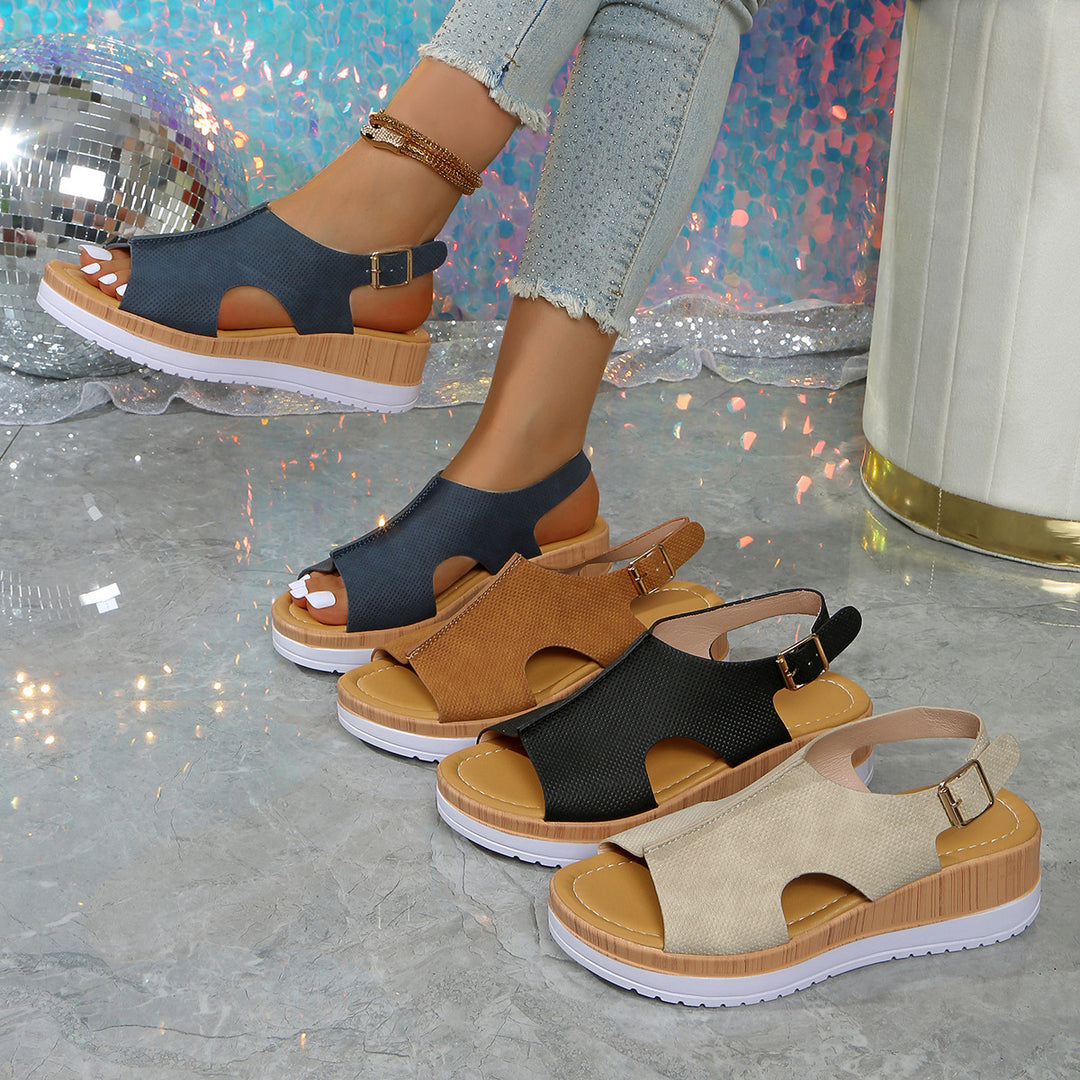 Damen Wedge-Sandalen mit perforiertem Obermaterial und verstellbarem Riemen R&B