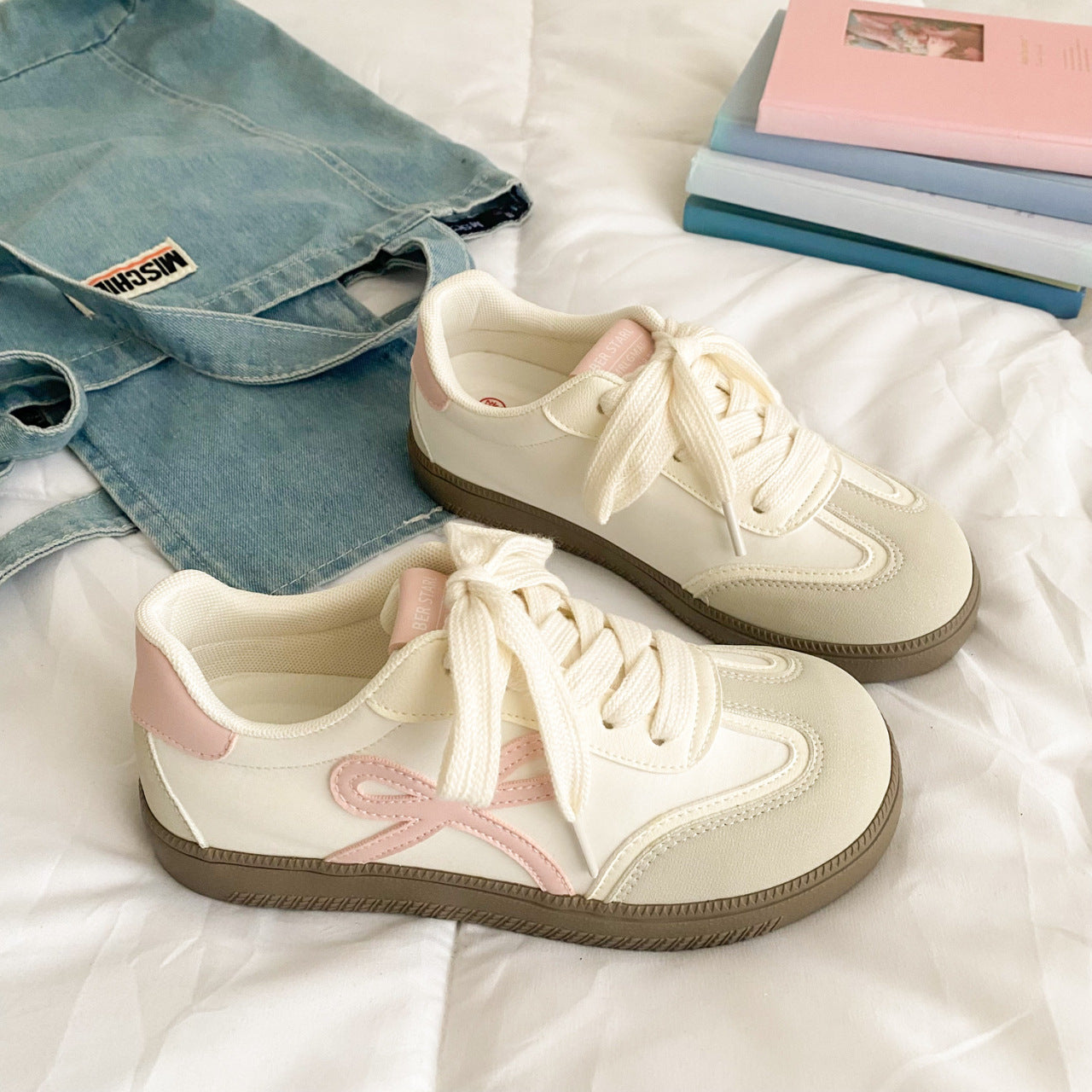 Damen Sneakers im lässigen Retro-Design mit sportlicher Sohle R&B