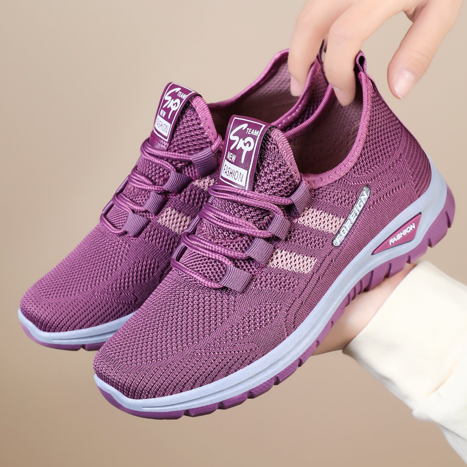 Damen Sportliche Lauf- und Freizeitsneakers mit dämpfender Sohle und atmungsaktivem Mesh-Obermaterial R&B