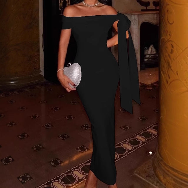 Damen Elegantes Off-Shoulder Maxikleid mit figurformendem Schnitt und schwingendem Saum R&B