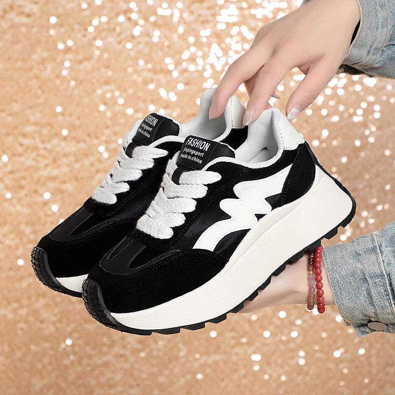 Damen Modische Sneaker mit dicker Sohle und sportlichem Design