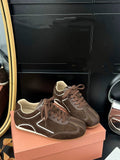 Damen Sneaker aus luxuriösem Wildleder mit sportlichem Design und atmungsaktiver Sohle R&B