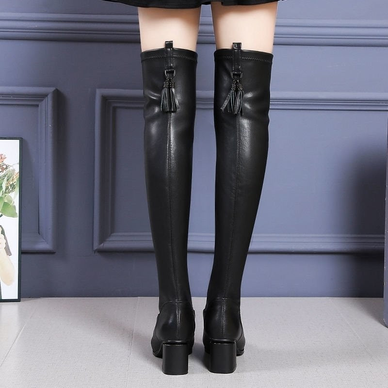 Damen Hochwertige Overknee-Stiefel mit elegantem Blockabsatz und modischem Detail