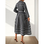 Damen Maxikleid mit modernem geometrischem Muster und schönem Taillengürtel R&B