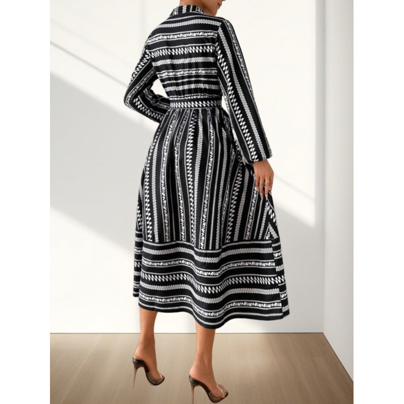 Damen Maxikleid mit modernem geometrischem Muster und schönem Taillengürtel R&B