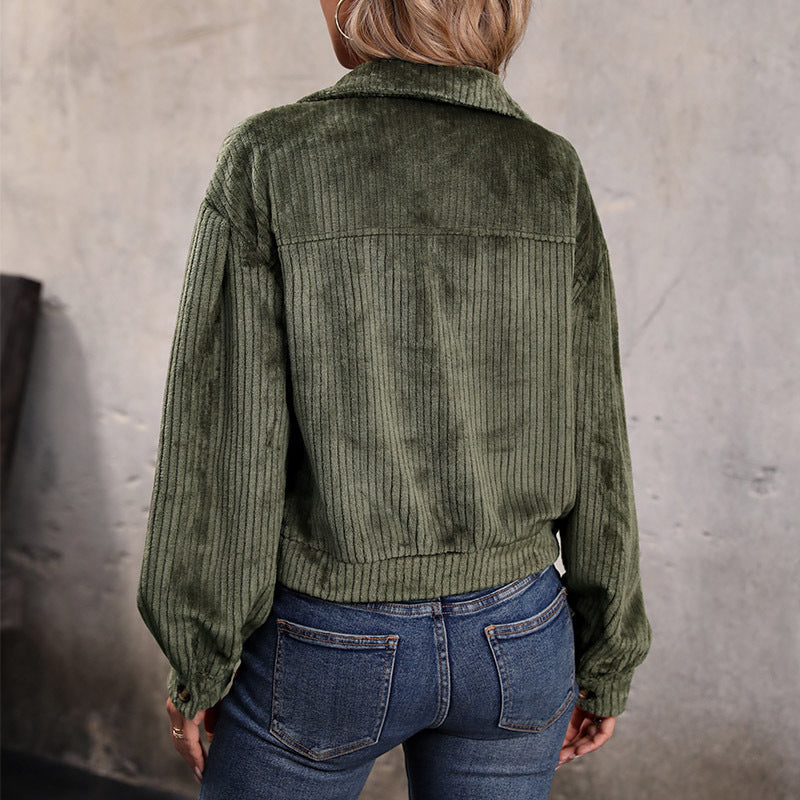 Damen Cordjacke im lässigen Schnitt mit zwei Brusttaschen und modischer Knopfleiste R&B