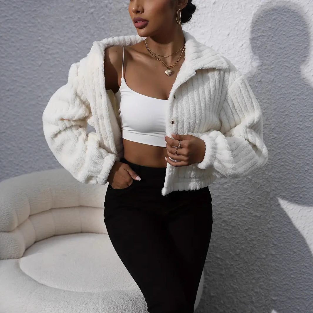 Damen Fluffy Overshirt im Couture-Stil mit Taschen R&B