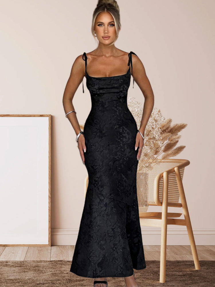 Damen Elegantes Langarm Abendkleid mit floralem Jacquard-Muster und zartem Rückenausschnitt