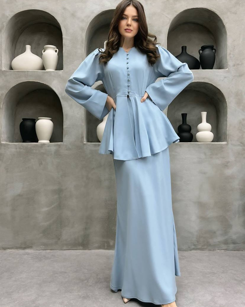 Damen Elegantes Kleid mit Rüschendetails und Knopfleiste R&B