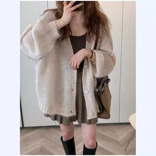 Damen Strickjacke im lässigen Oversized-Stil mit voluminösen Ärmeln und praktischen Taschen R&B