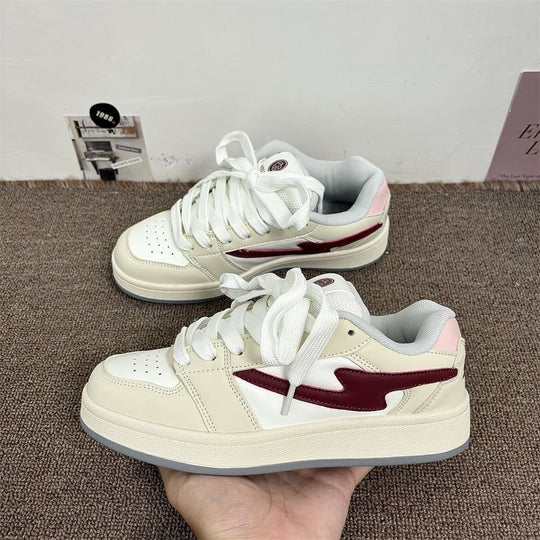 Damen Sneakers im modernen Design mit hochwertigem Obermaterial R&B