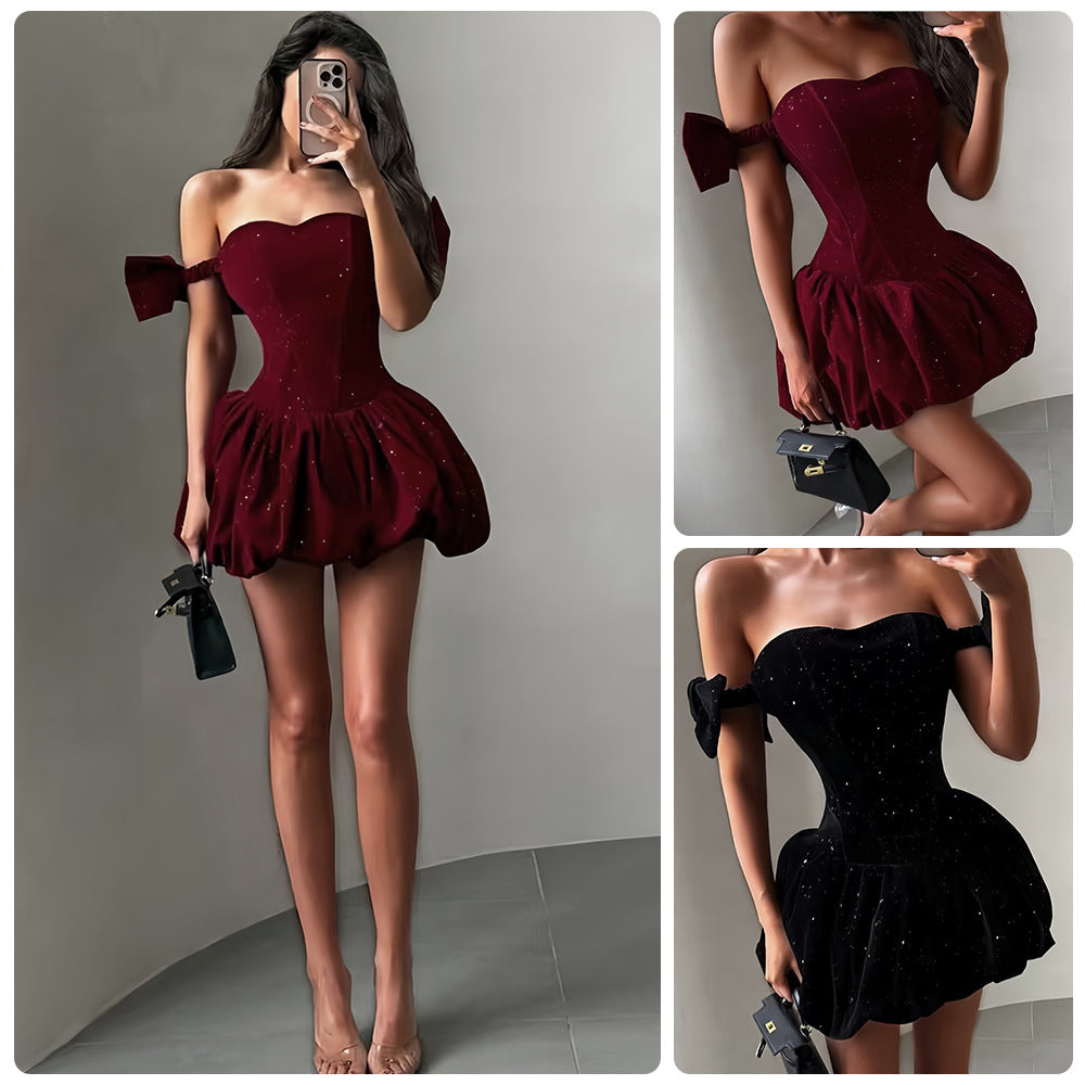 Damen Glitzerndes Cocktailkleid mit schulterfreiem Design und voluminösem Rock EB