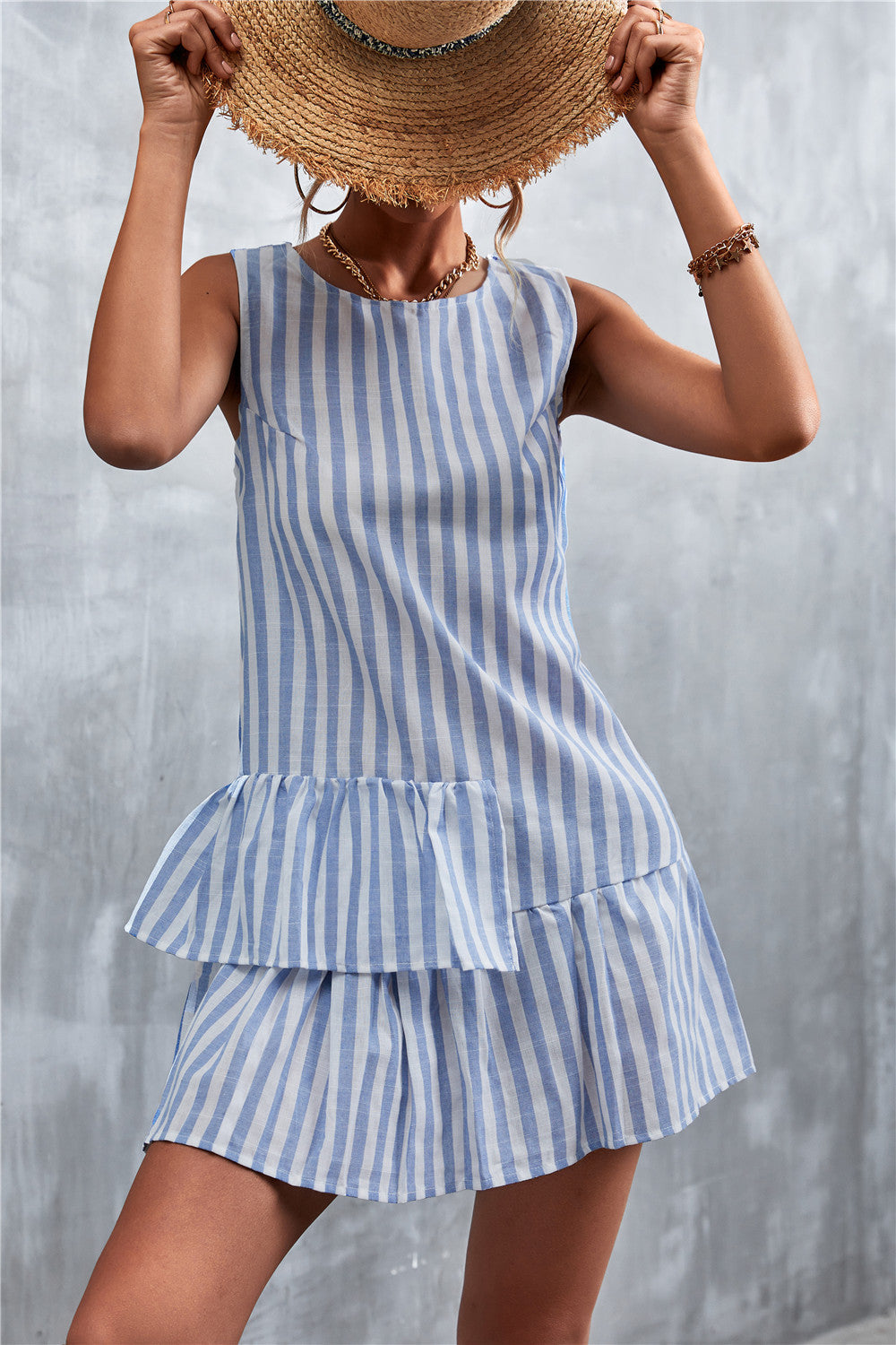 Damen luftiges Streifenkleid mit voluminösem Rüschensaum R&B