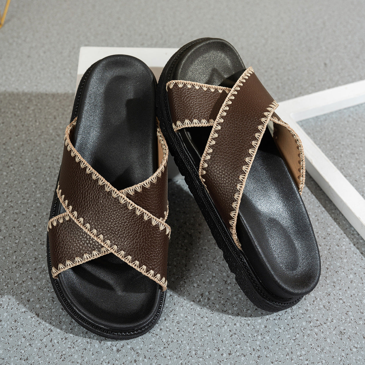 Damen Bequeme Clogs mit geflochtenem Riemendesign und ergonomischem Fußbett R&B