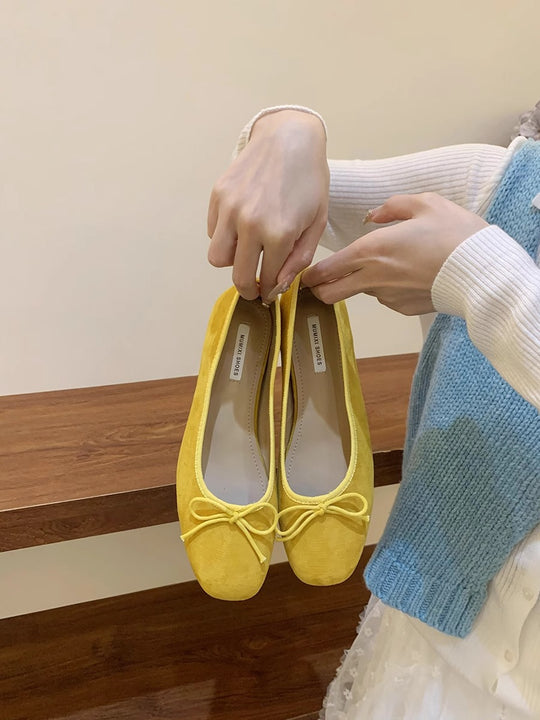 Damen Ballerinas aus hochwertigem Wildleder mit verspieltem Schleifen-Detail R&B