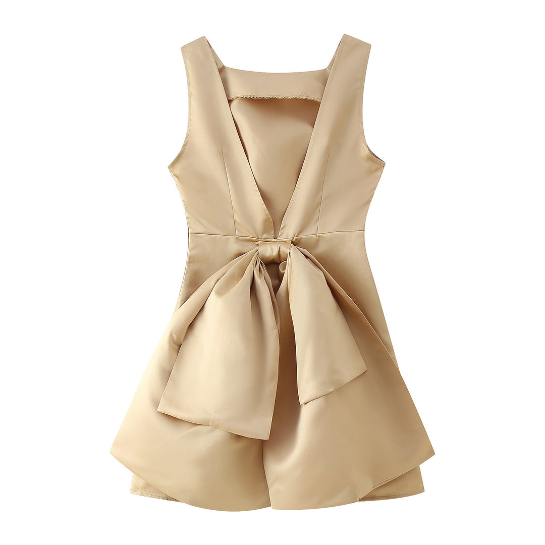 Damen elegantes Cocktailkleid mit modernem Schnitt und schwingendem Rock R&B