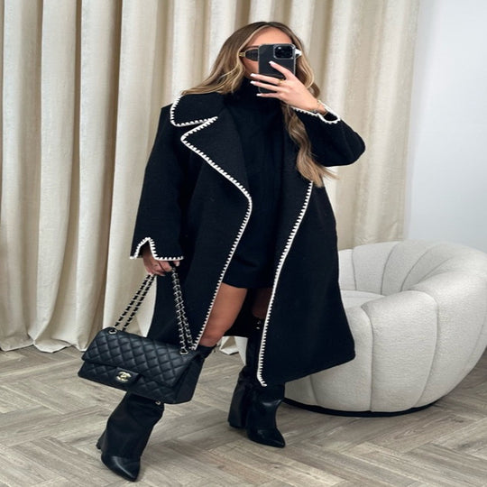 Damen eleganter Mantel mit stilvollem Umschlagkragen und kontrastierenden Ziernähten R&B