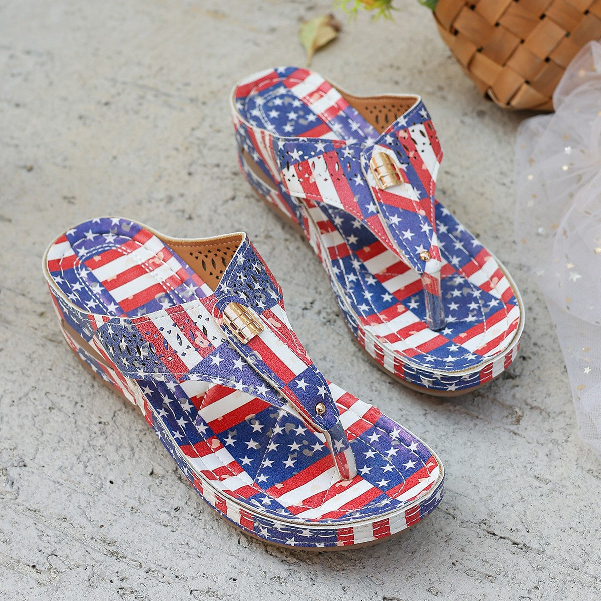 Damen Wedge-Pantoletten mit modernem Flaggen-Design R&B