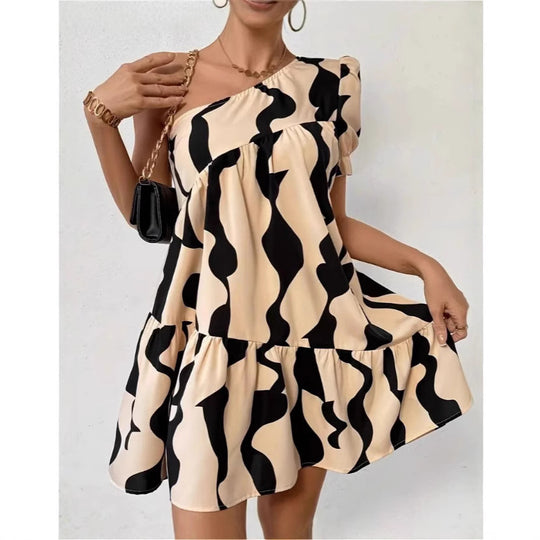 Damen Asymmetrisches Minikleid mit Volant und grafischem Muster R&B