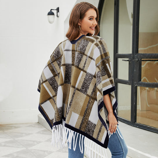Damen eleganter Poncho mit modernem Karomuster und Fransen R&B
