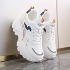 Damen Chunky Sneakers mit trendiger Sohle und dynamischem Design R&B