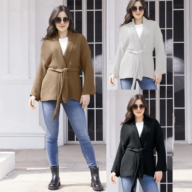 Damen Strickjacke mit Bindegürtel und lässigem Schnitt