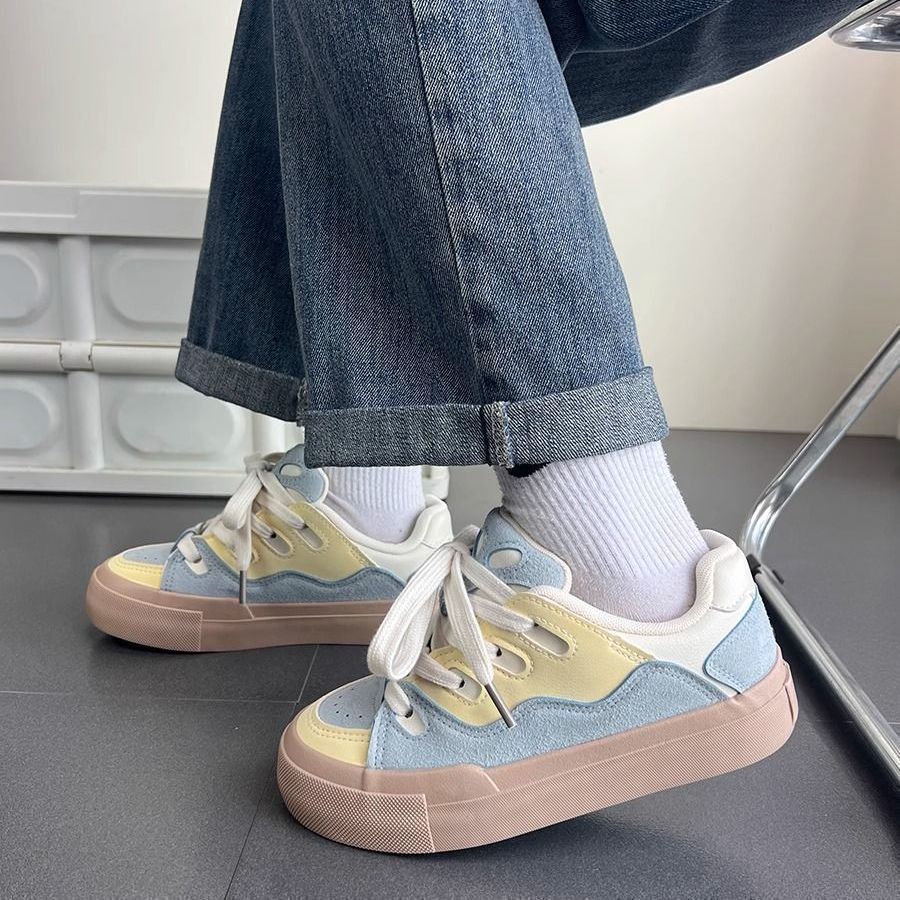 Damen Sportliche Sneaker mit hochwertigem Veloursleder