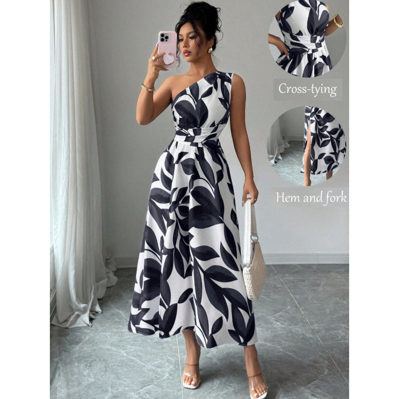 Damen Maxikleid mit asymmetrischem Schnitt und floralem Design R&B