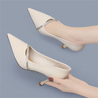 Damen elegante Pumps mit funkelndem Zierdetail R&B