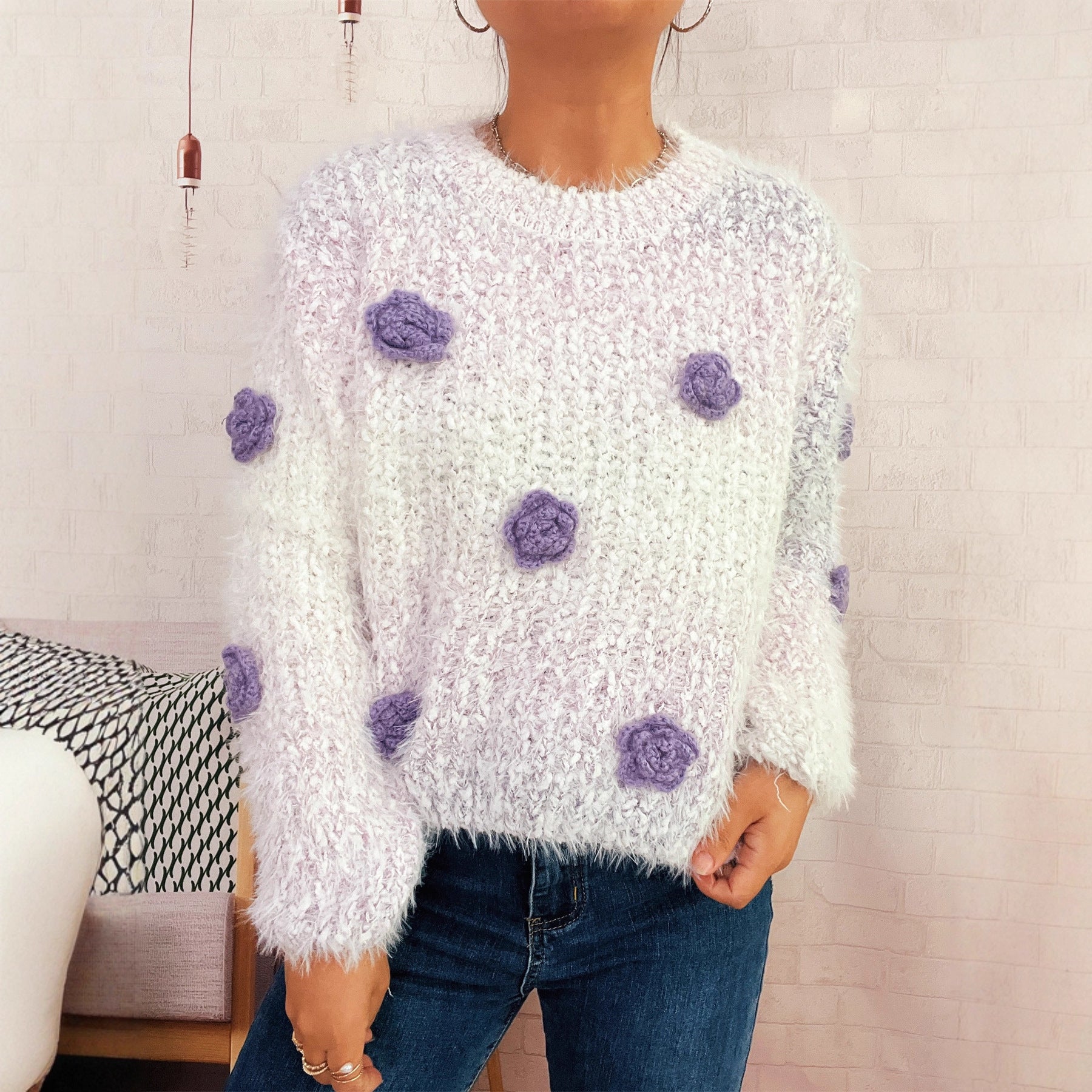 Damen gemütlicher, fluffiger Pullover mit verspielten Blumenapplikationen R&B