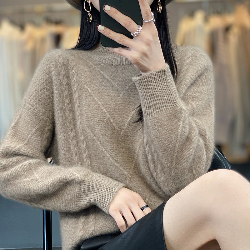 Damen Grobstrickpullover mit innovativem Zopfmuster und hohem Stehkragen R&B