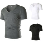 Herren V-Ausschnitt T-Shirt mit Brusttasche und figurbetonter Passform