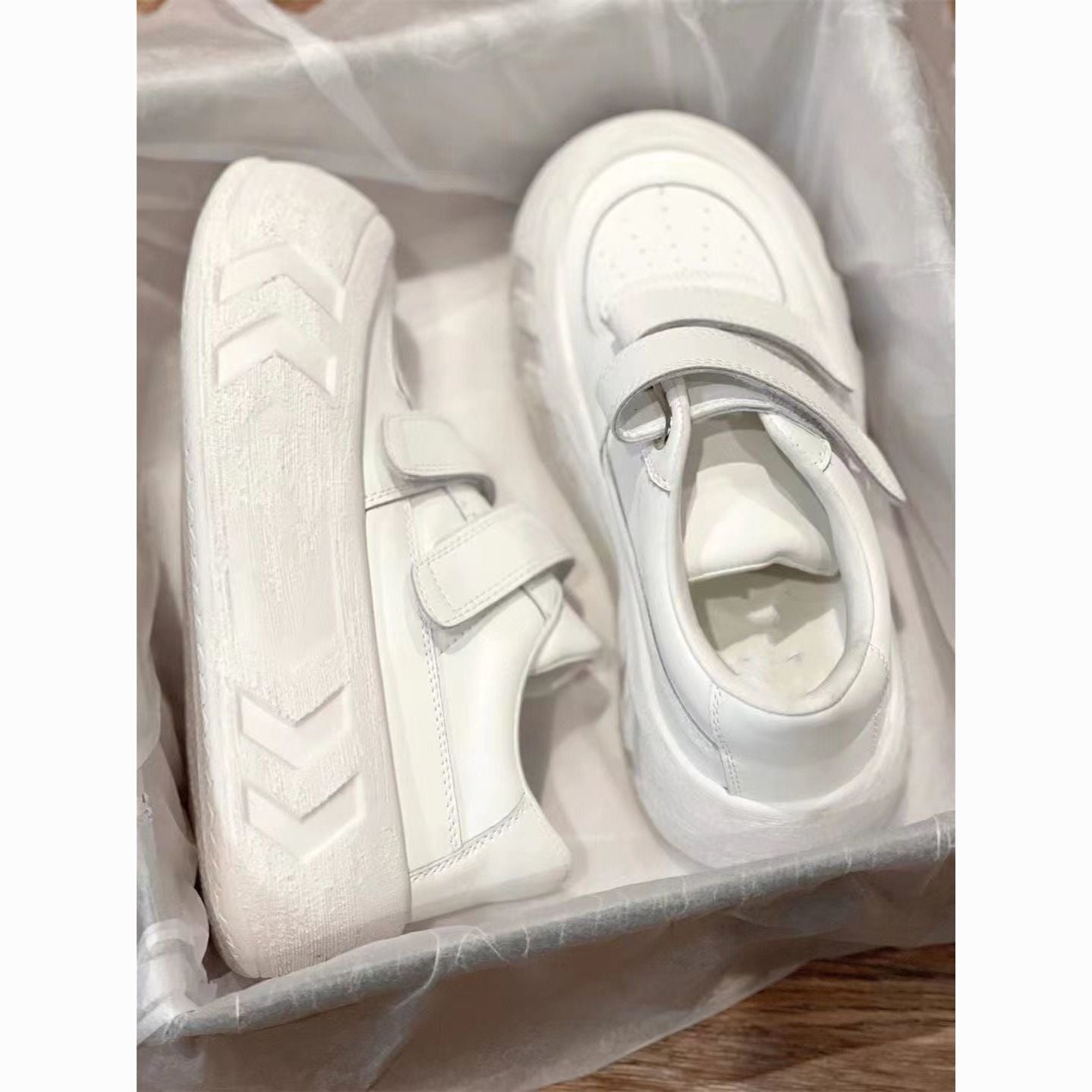 Damen Komfortable Sneaker mit praktischem Klettverschluss R&B