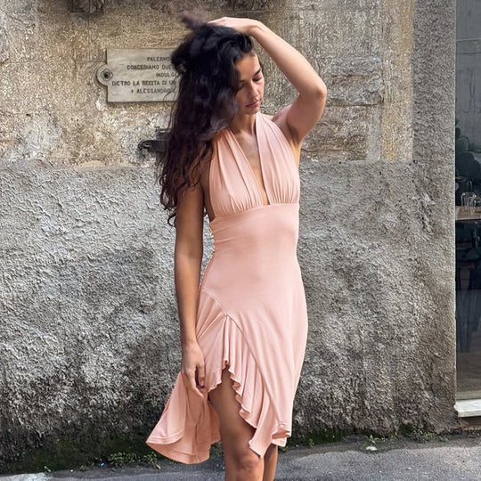 Damen verspieltes Wickelkleid mit elegantem Halterneck und Rüschen R&B