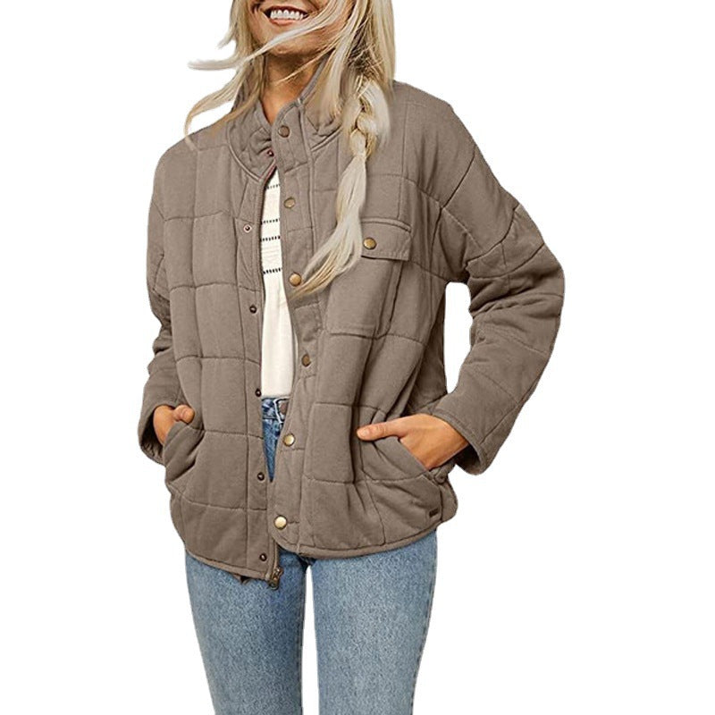 Damen Steppjacke mit dekorativem Knopf R&B