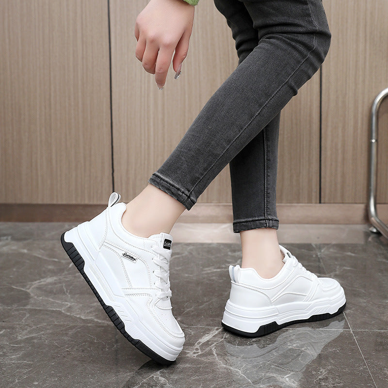 Damen Sportliche Sneakers mit verstärktem Sohlenprofil und atmungsaktiver Obermaterialstruktur R&B