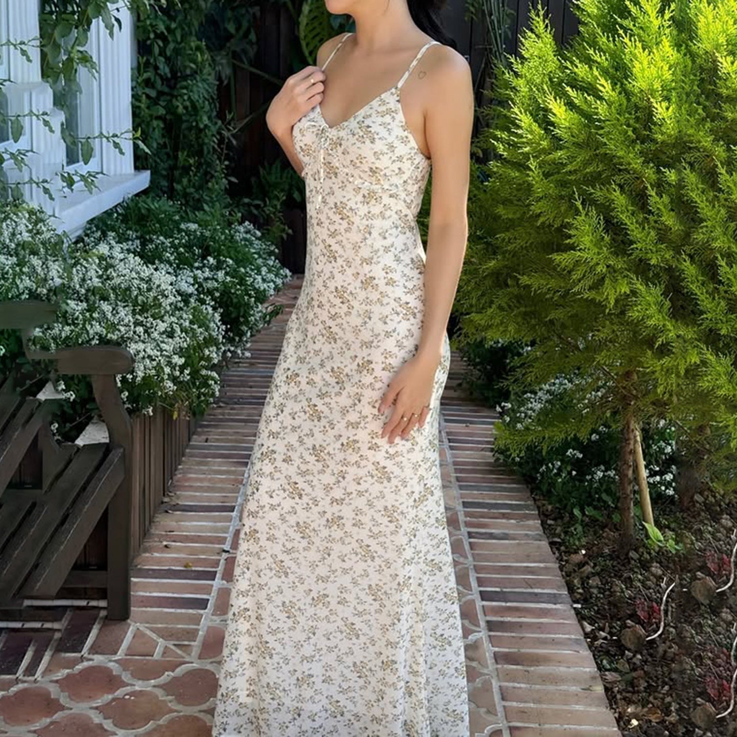 Damen Exquisites Trägerkleid mit floralem Muster und bindbarem Dekolleté R&B