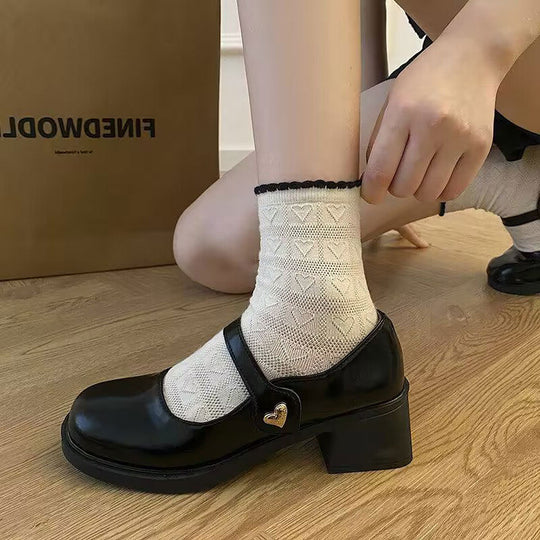 Damen Mary-Jane Schuhe mit modischer Herzschnalle und komfortablem Blockabsatz R&B